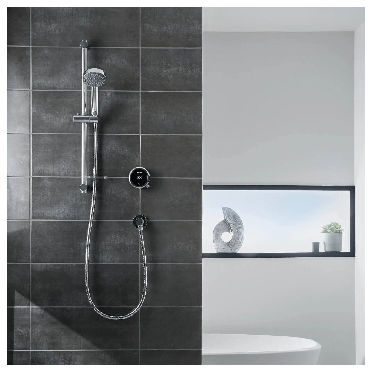 Aqualisa Quartz Touch Smart Shower With Adjustable Head (HP/Combi) 5 Aqualisa Quartz Touch Smart Shower With Adjustable Head (HP/Combi) - Image 3