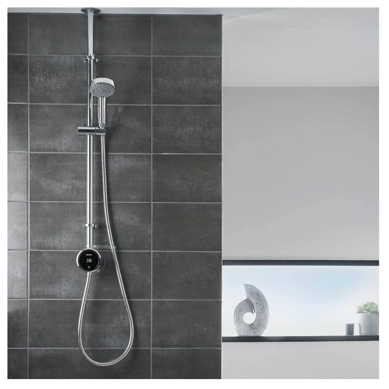 Aqualisa Quartz Touch Smart Shower Exposed With Adjustable Head (HP/Combi) 5 Aqualisa Quartz Touch Smart Shower Exposed With Adjustable Head (HP/Combi) - Image 3